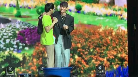 吃瓜情景演绎,一场吃瓜引发的欢乐盛宴