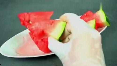 儿童吃瓜创意姿势,儿童创意吃瓜姿势大赏