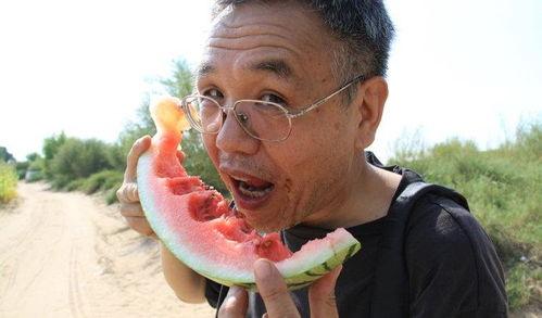 奇葩帽子带你吃瓜,跟随奇葩帽子探寻美食瓜界传奇